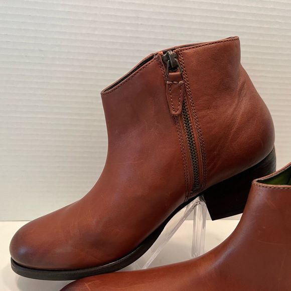 CLARKS Maypearl Fawn Leather Ankle Boots 8.5 *NEW* - Picture 5 of 12